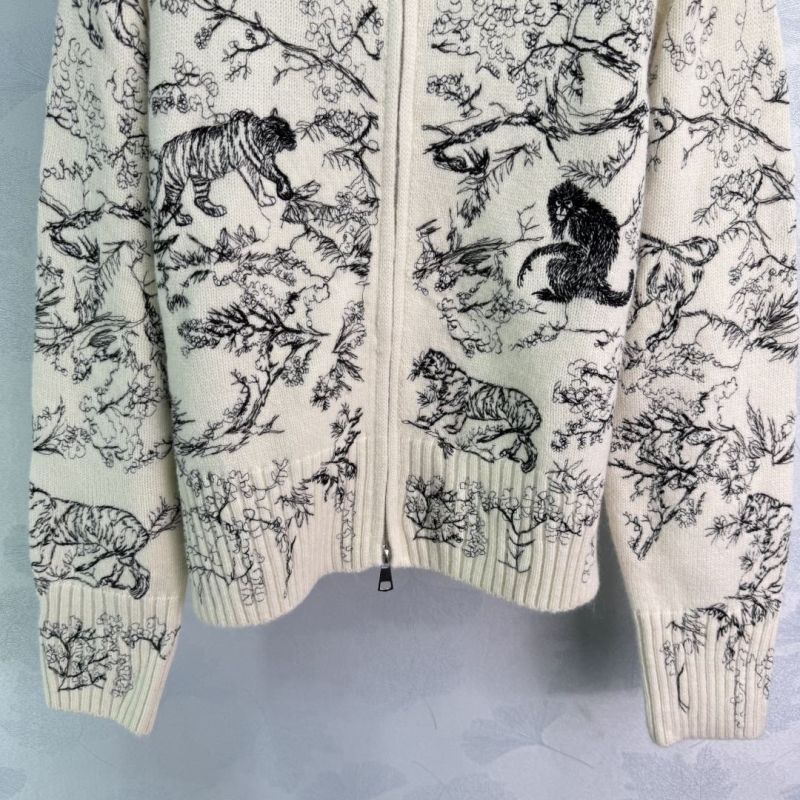 chr1st1an D10r sweaters